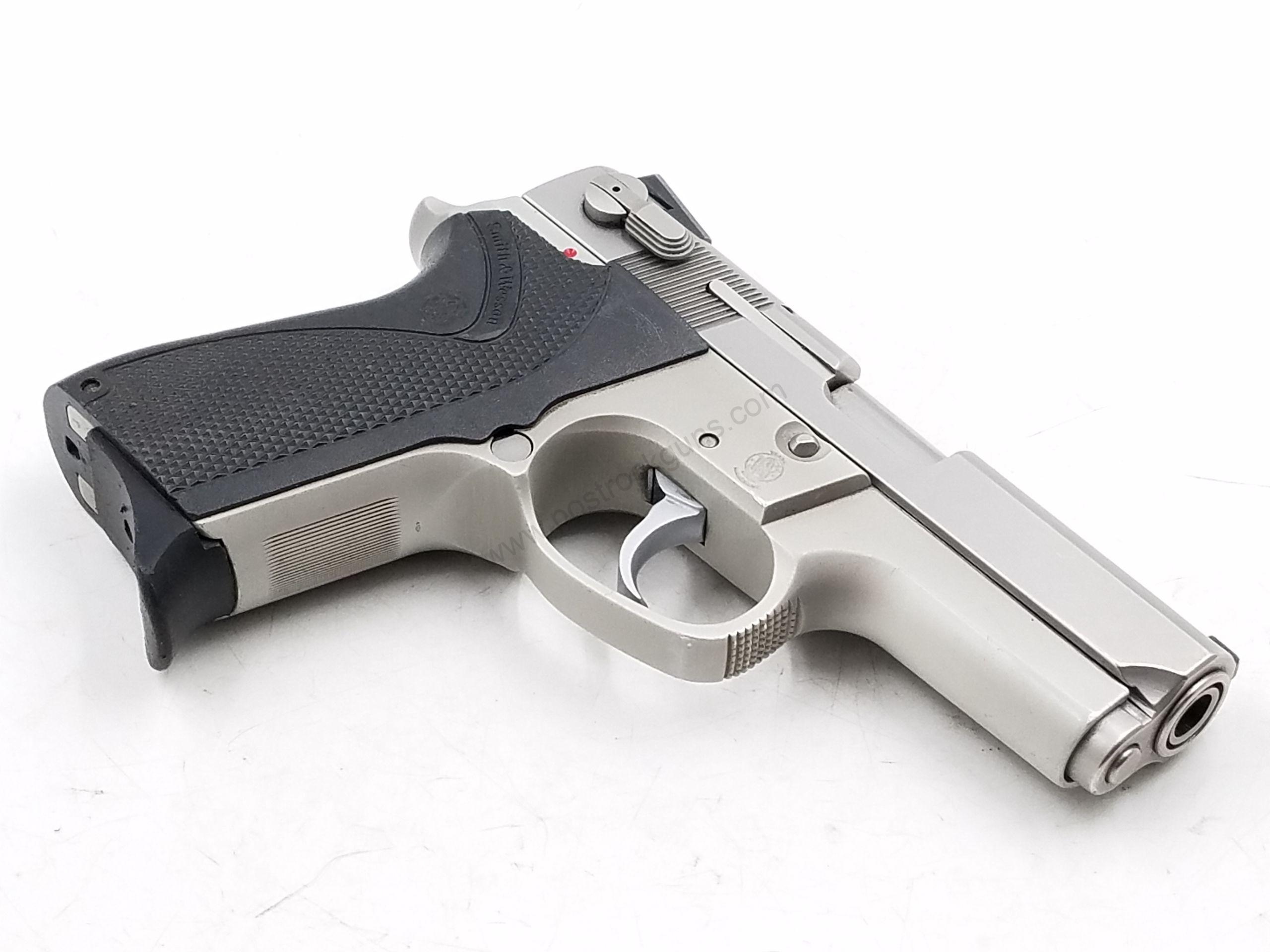 Handguns Modern 9mm Used FFL Smith & Wesson, S&W