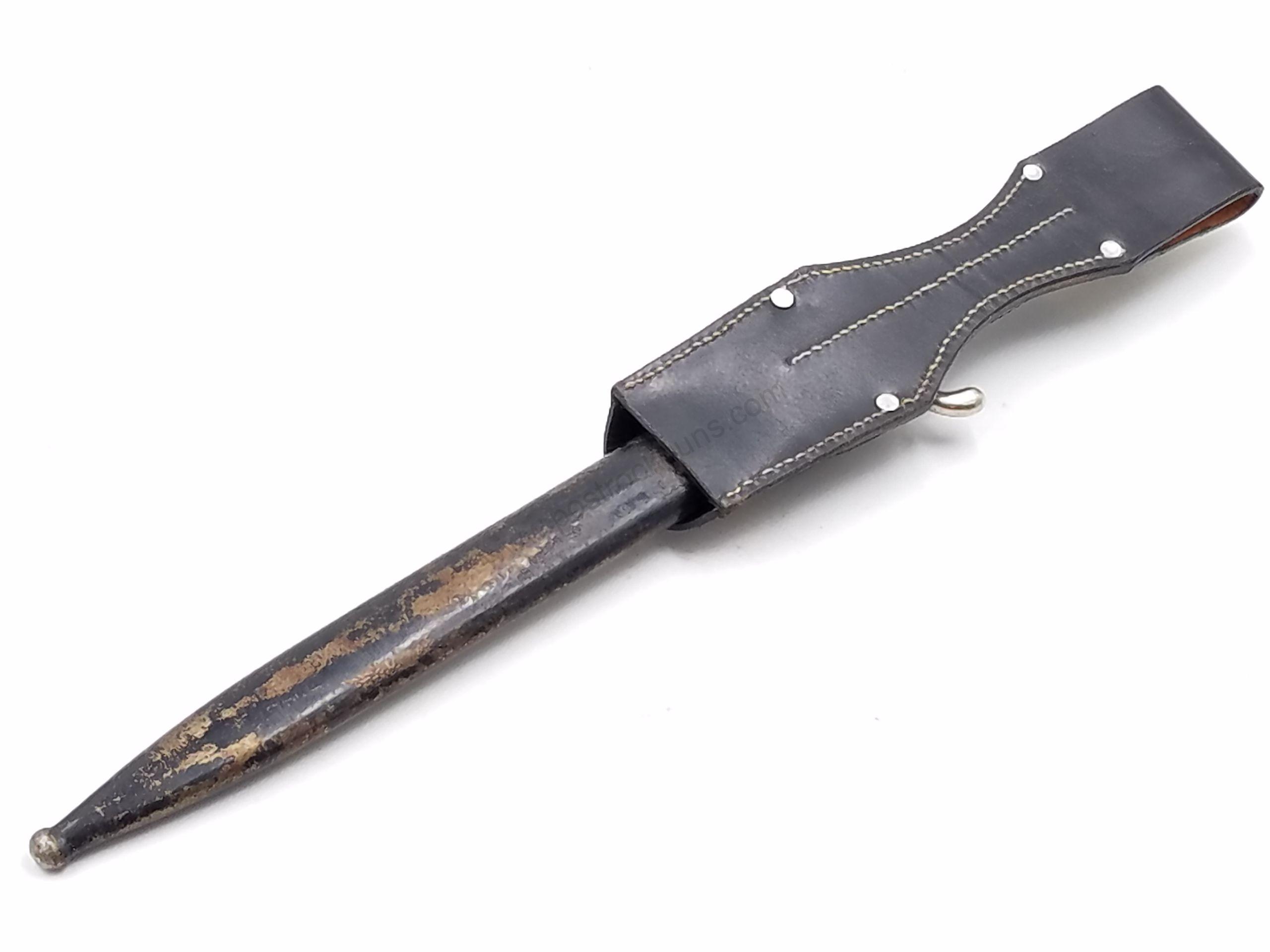 WW2 German 98K original bayonet w/ Scabbard & Leather Frog - Image 4