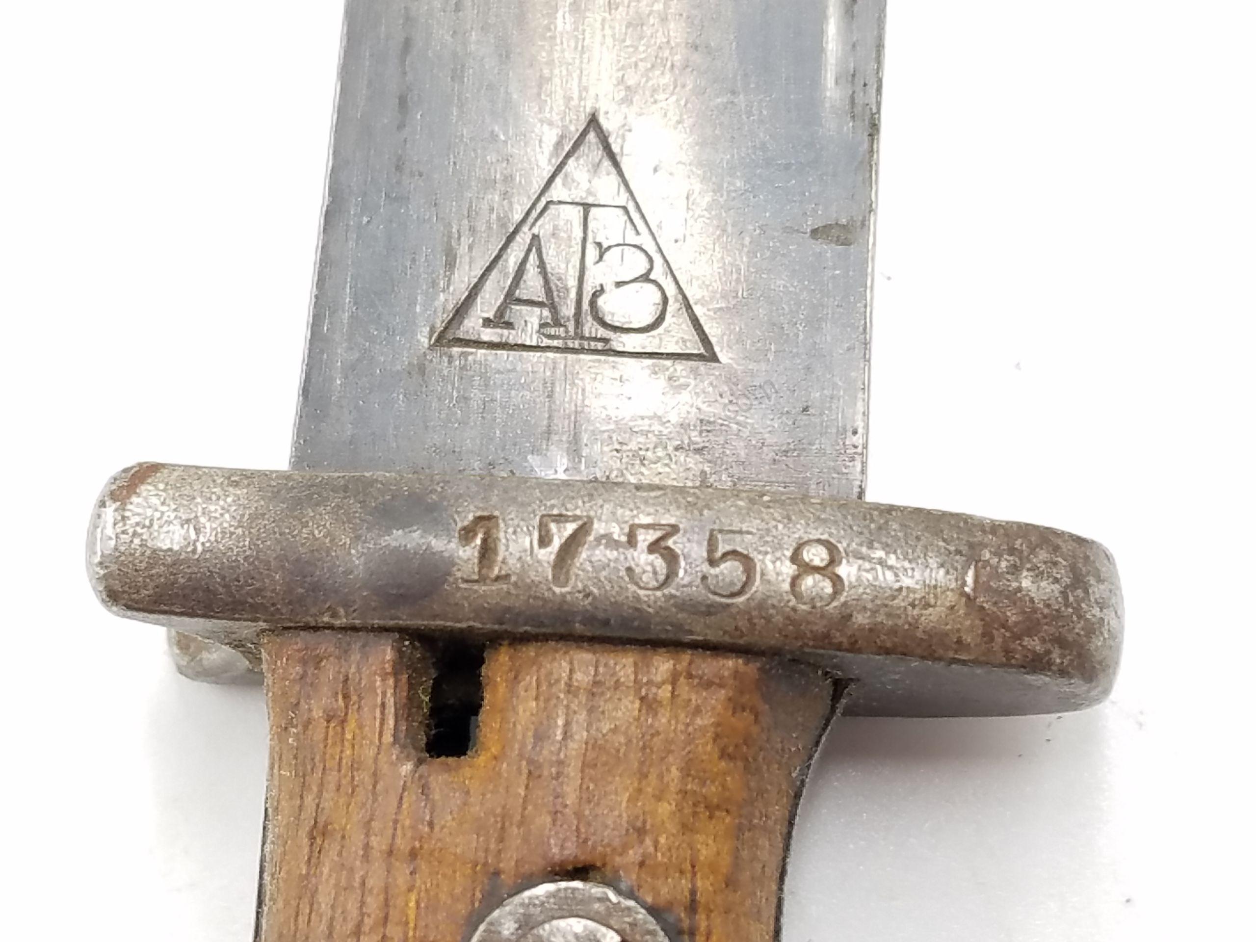 Yugoslavian M1924 Bayonet w/ Scabbard - Image 3