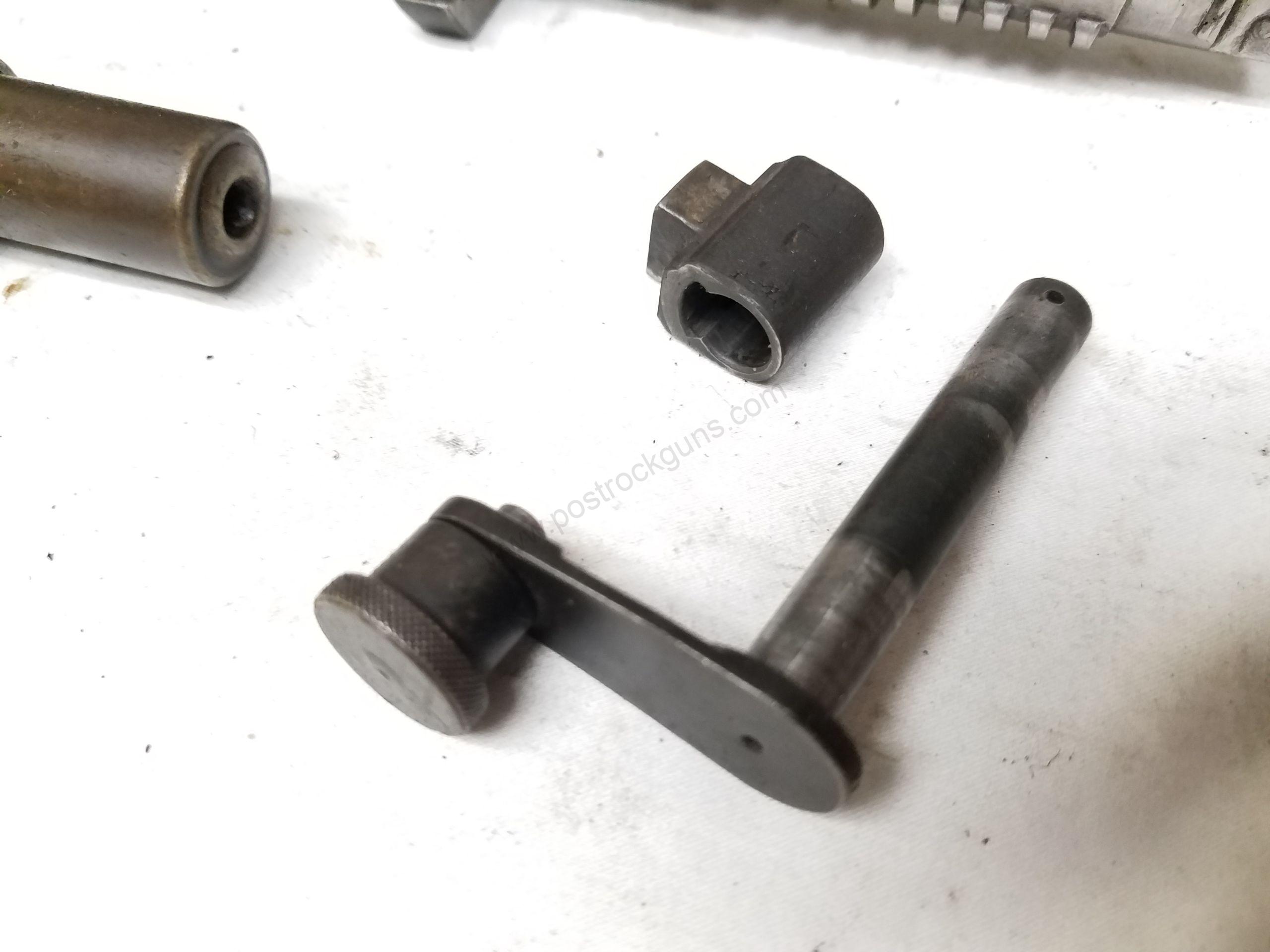 Breda M37 8×59mmRB Breda Machine Gun Cut/ Decommissioned Parts Kit w/ Tri-Pod. Rare! - Image 20