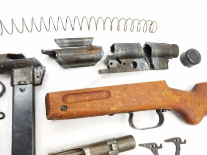 Beretta model 38/44 9mm decommissioned submachine gun parts kit w/ one 30rd magazine - Image 7