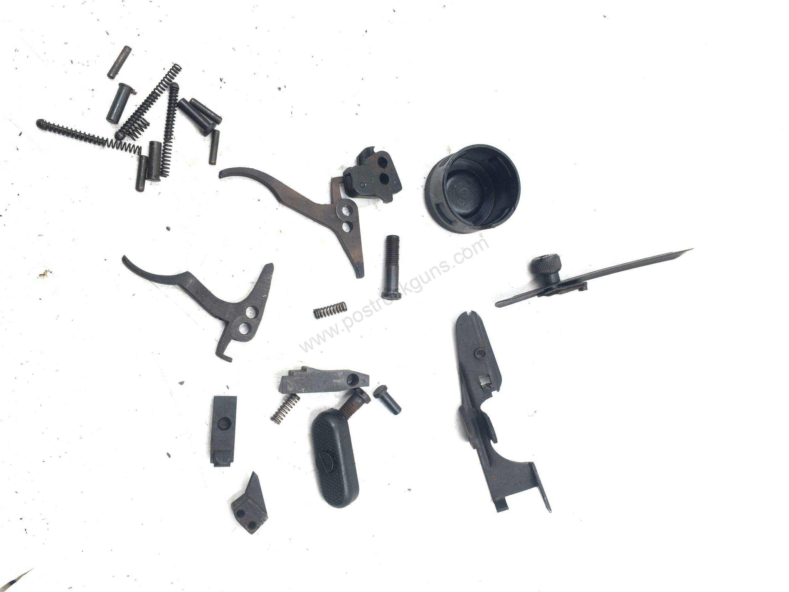 Beretta model 38/44 9mm decommissioned submachine gun parts kit w/ one 30rd mag - Image 7