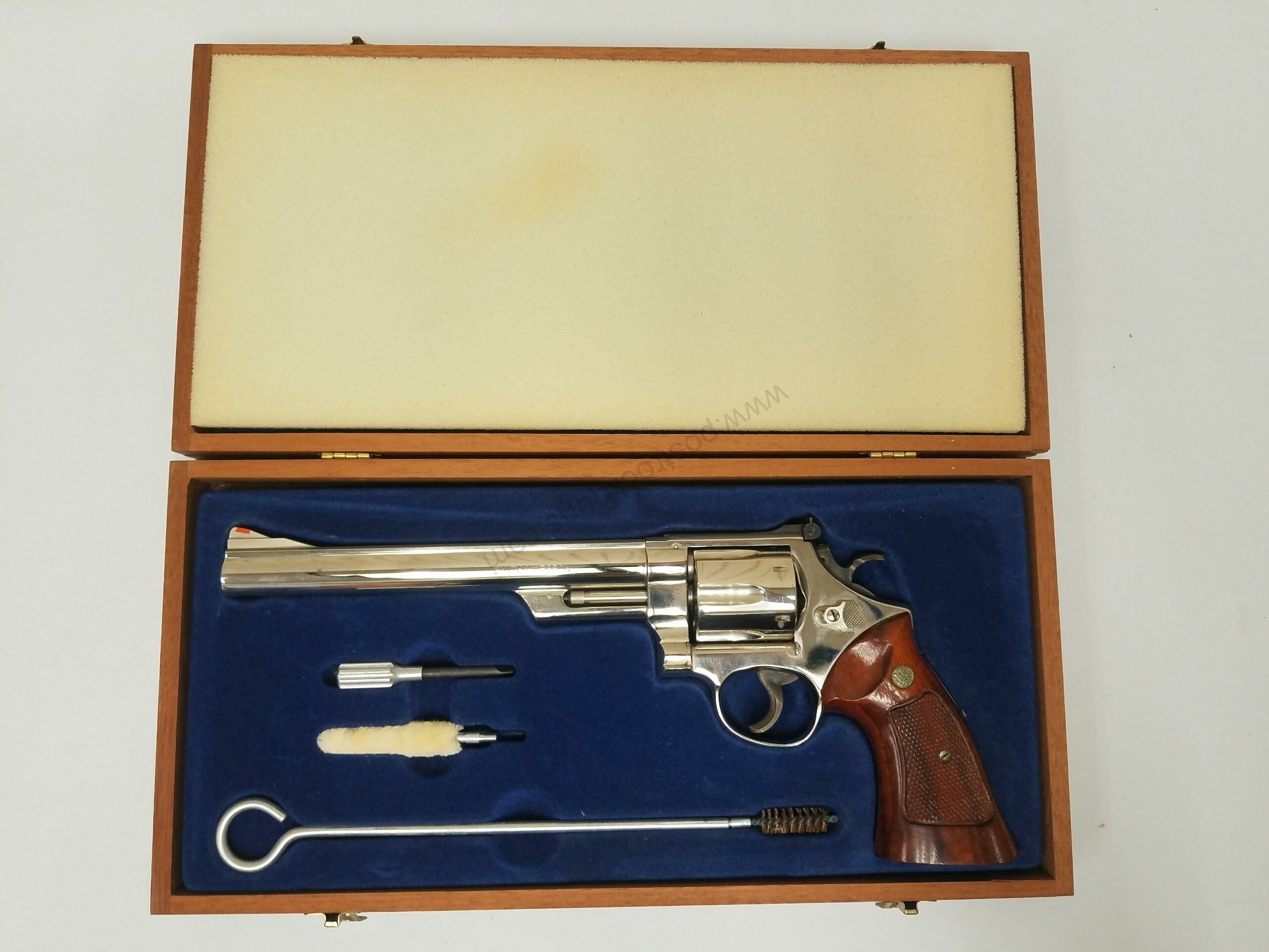 Uncategorized FFL Handguns Modern Revolver Used FFL Smith & Wesson, S&W USA .44 Magnum